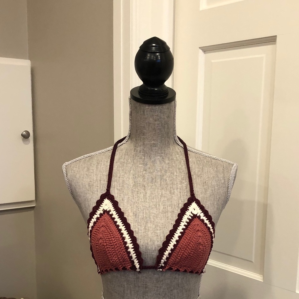 Pull&Bear Maroon Crochet Bikini Top